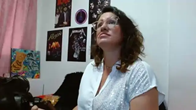 charlotte  G online show from 22, 12, 2025