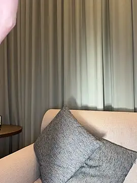 Miuzxc online show from 8, 1, 2026