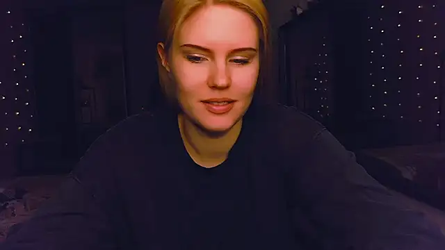 Snapshot of VoluptuousDreams chatting on 1, 12, 2024 VoluptuousDreams online show from 1, 12, 2024