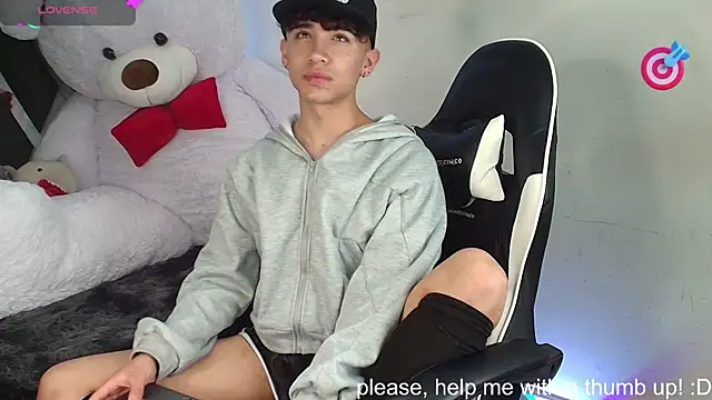 Snapshot of Niico_Cruz chatting on 24, 1, 2025 Niico Cruz online show from 24, 1, 2025