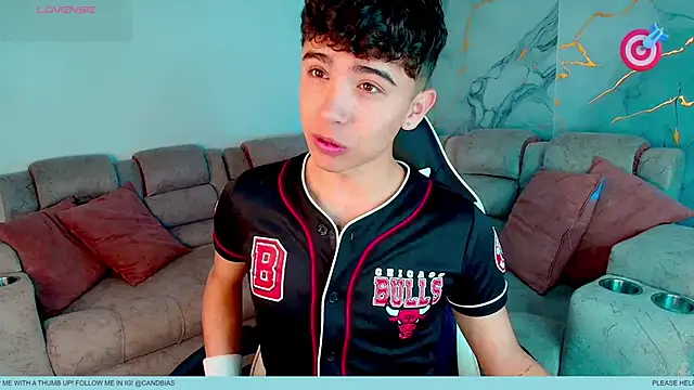 Niico Cruz online show from 10, 2, 2026