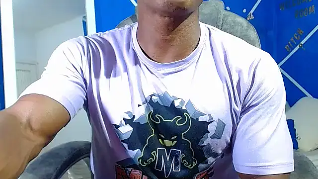 Snapshot of alexander_megan chatting on 3, 12, 2024 alexander megan online show from 3, 12, 2024