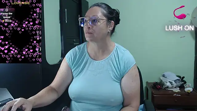 hairyglad69 online show from 20, 11, 2025