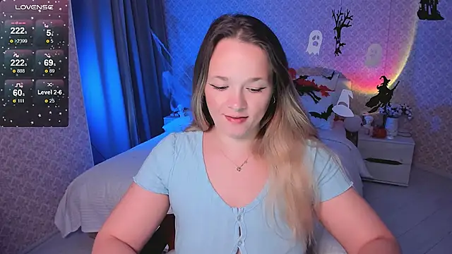 Snapshot of SherillBrill chatting on 29, 10, 2025 SherillBrill online show from 29, 10, 2025