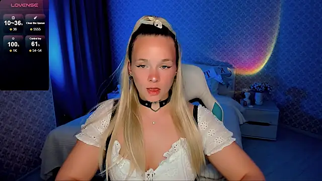 Snapshot of SherillBrill chatting on 3, 10, 2025 SherillBrill online show from 3, 10, 2025