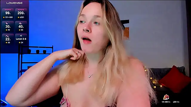 Snapshot of SherillBrill chatting on 19, 3, 2025 SherillBrill online show from 19, 3, 2025