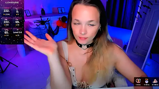 Snapshot of SherillBrill chatting on 31, 10, 2025 SherillBrill online show from 31, 10, 2025