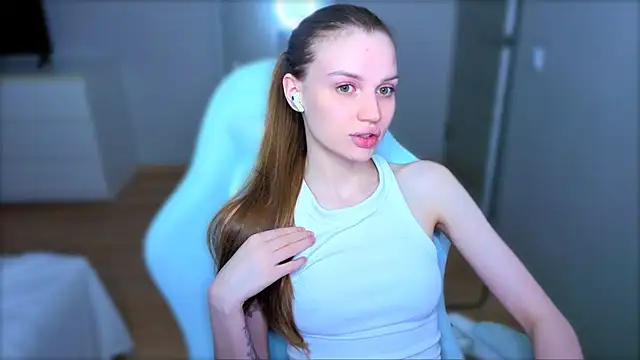 Snapshot of StellaLawless chatting on 3, 5, 2026 StellaLawless online show from 3, 5, 2026