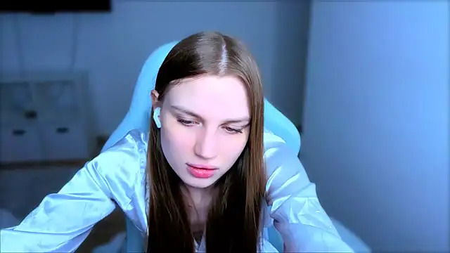 StellaLawless online show from 14, 3, 2026