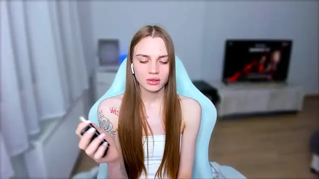 StellaLawless online show from 19, 2, 2025