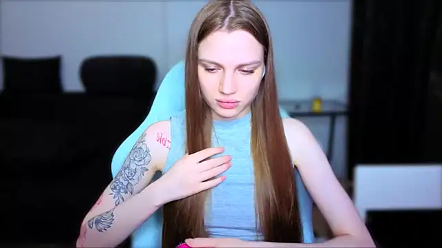 StellaLawless online show from 21, 4, 2026