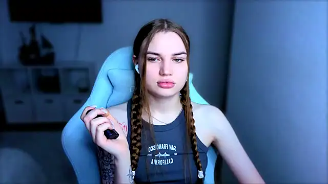 StellaLawless online show from 27, 11, 2025