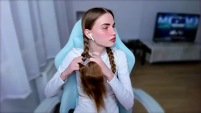 StellaLawless online show from 21, 2, 2025