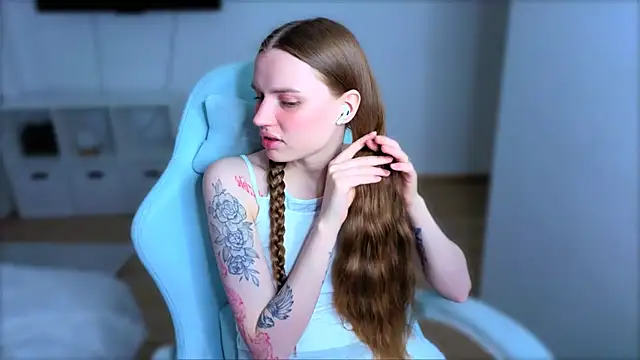 StellaLawless online show from 29, 3, 2026