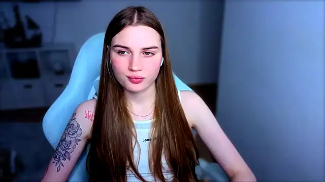 StellaLawless online show from 8, 1, 2026