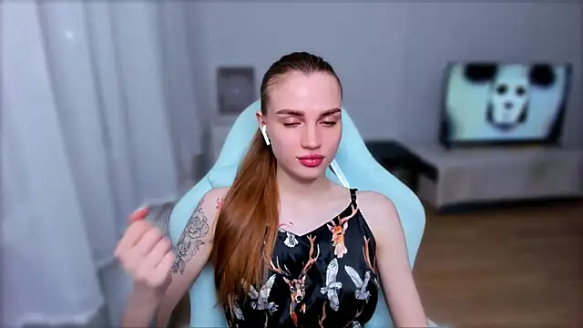 StellaLawless online show from 24, 2, 2025