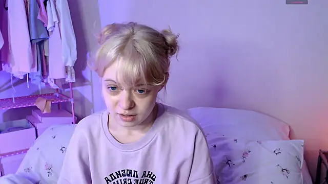 KatieMelone online show from 13, 2, 2026