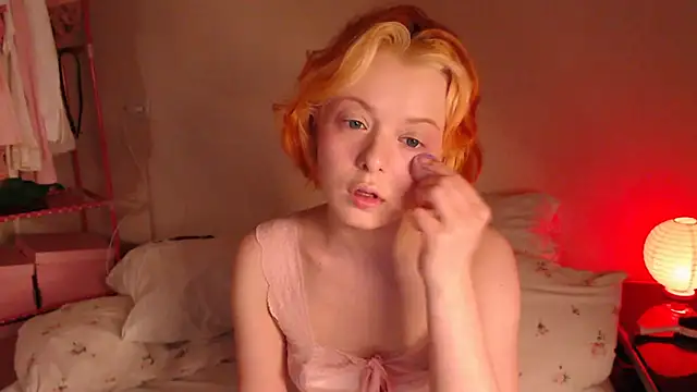 KatieMelone online show from 14, 6, 2026