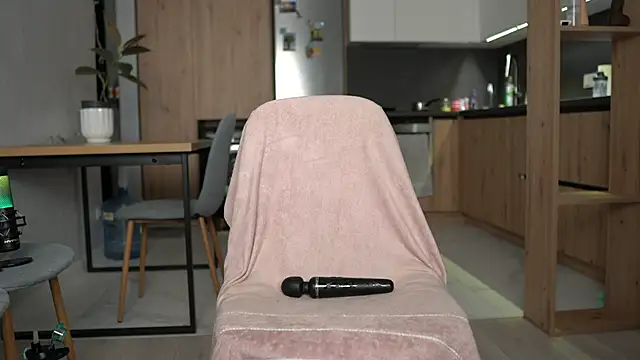 Nikita Karma online show from 11, 3, 2026