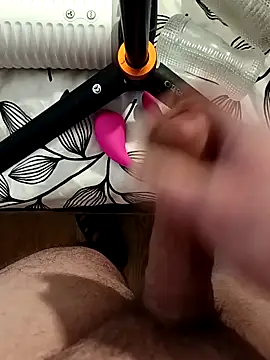 Horny Lovers 97 33 online show from 10, 2, 2026