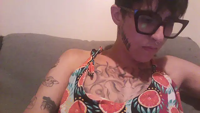 Snapshot of nickfxx chatting on 3, 4, 2026 nickfxx online show from 3, 4, 2026