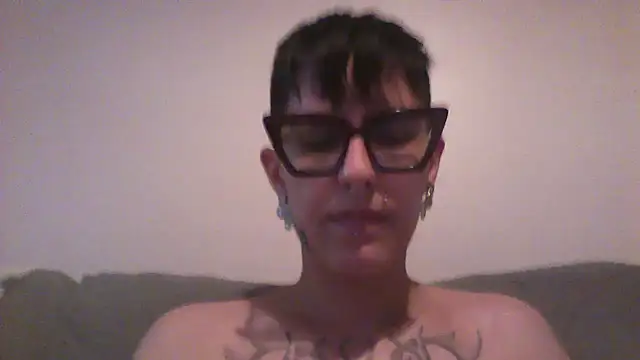 Snapshot of nickfxx chatting on 3, 10, 2025 nickfxx online show from 3, 10, 2025