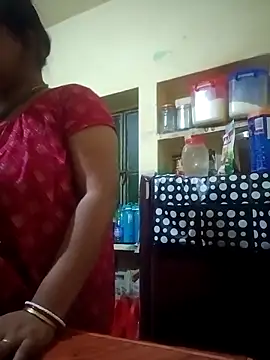 Payel-sharma online show from 4, 3, 2025