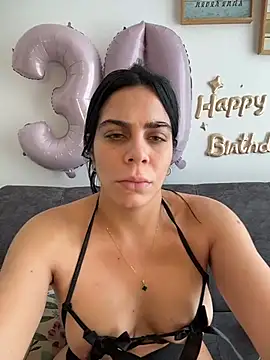 valecruz903 online show from 8, 11, 2025