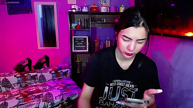 IsisRouse online show from 29, 11, 2025