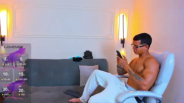 Paradise boy s online show from 6, 3, 2026