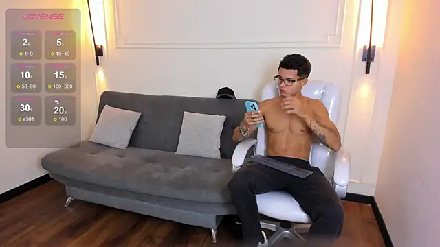 Paradise boy s online show from 13, 11, 2025