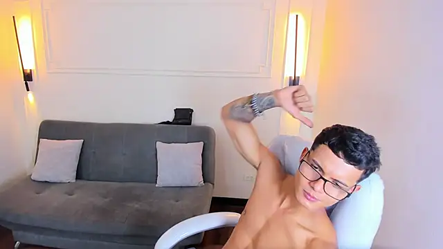 Paradise boy s online show from 6, 1, 2026