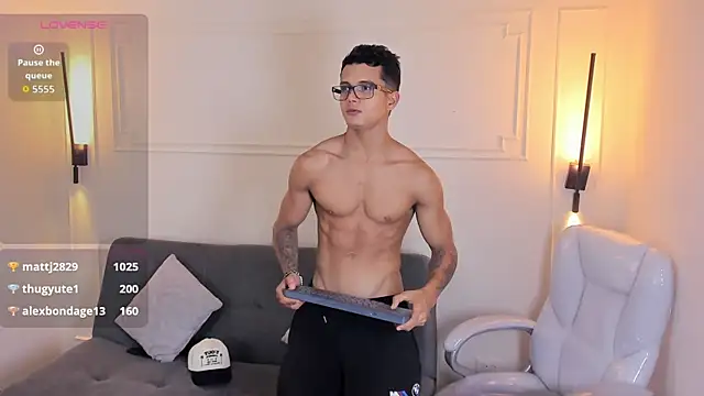 Paradise boy s online show from 12, 10, 2025