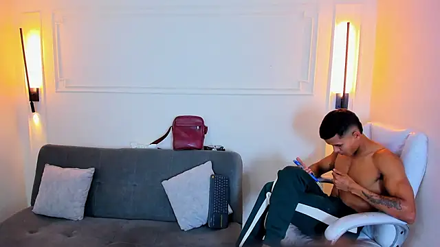 Paradise boy s online show from 15, 1, 2026