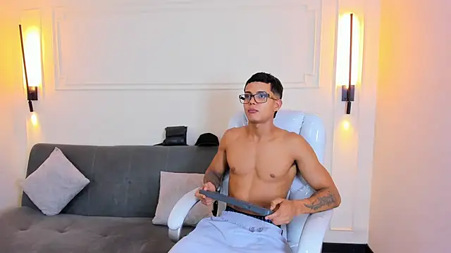 Paradise boy s online show from 8, 1, 2026