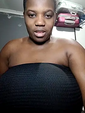 Bigchoccojugsxx online show from 14, 1, 2026