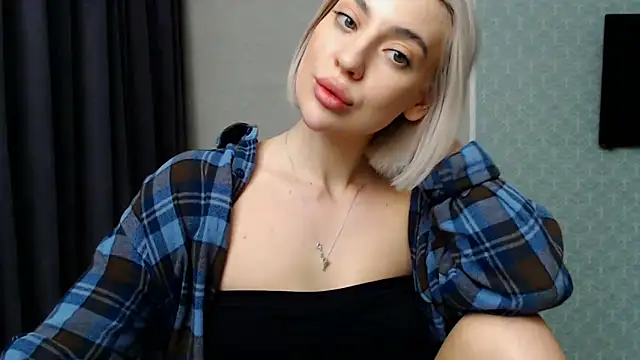 hot-sasha9 online show from 13, 2, 2025