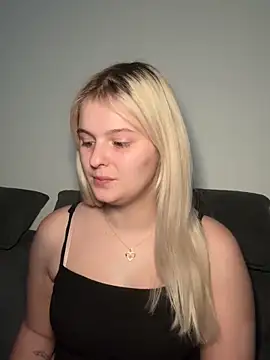 Allylove03 online show from 4, 2, 2026