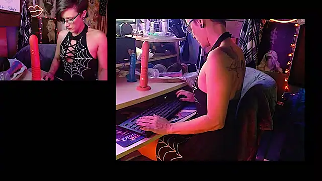 Snapshot of nephilaaranea chatting on 27, 4, 2026 nephilaaranea online show from 27, 4, 2026