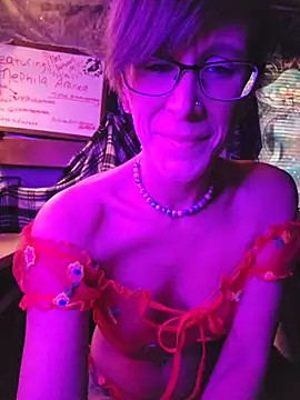 Snapshot of nephilaaranea chatting on 4, 4, 2026 nephilaaranea online show from 4, 4, 2026