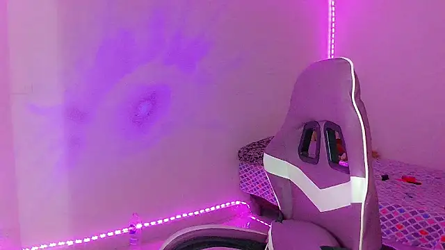 Snapshot of Ms-Zoehans chatting on 14, 11, 2025 Ms-Zoehans online show from 14, 11, 2025