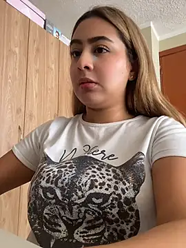Snapshot of Miabonnett_ chatting on 1, 7, 2026 Miabonnett online show from 1, 7, 2026