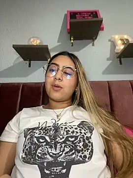 Miabonnett  online show from 20, 3, 2025