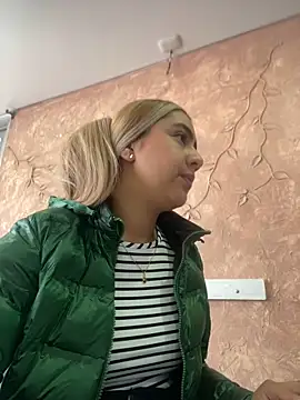 Miabonnett  online show from 18, 10, 2025