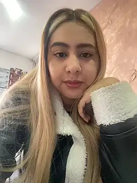 Miabonnett  online show from 30, 10, 2025