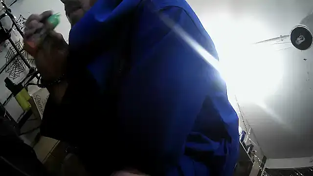 Snapshot of pervy_devil chatting on 21, 2, 2025 pervy devil online show from 21, 2, 2025