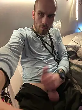 pervy devil online show from 3, 4, 2026