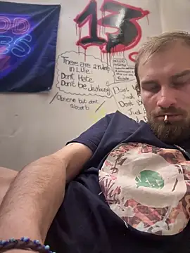 Snapshot of pervy_devil chatting on 1, 1, 2025 pervy devil online show from 1, 1, 2025