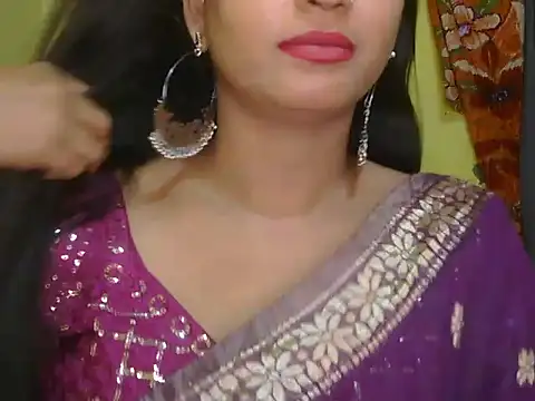 Snapshot of Model-Tanya chatting on 8, 3, 2025 Model-Tanya online show from 8, 3, 2025