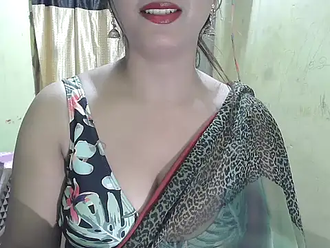 Snapshot of Model-Tanya chatting on 25, 10, 2025 Model-Tanya online show from 25, 10, 2025